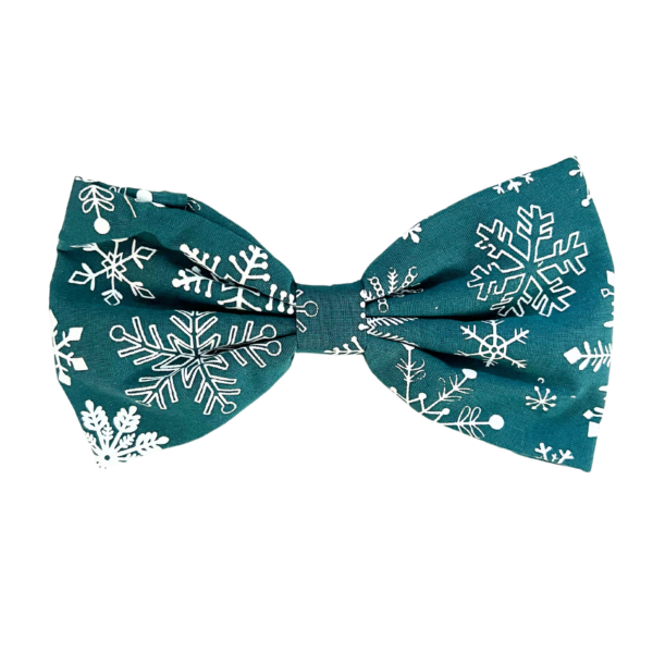 Snowflake Winter Bow Tie